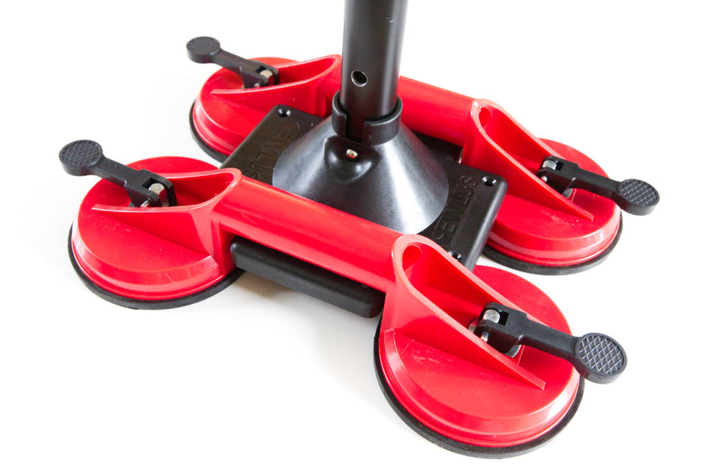 Kewlus Cobra Bag Suction Cups Holding the Base